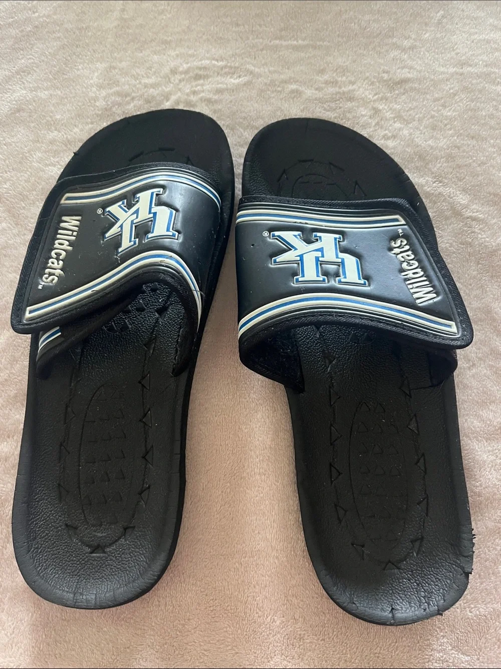 University of Kentucky Wildcats Slide Sandals with Adjustable Strap